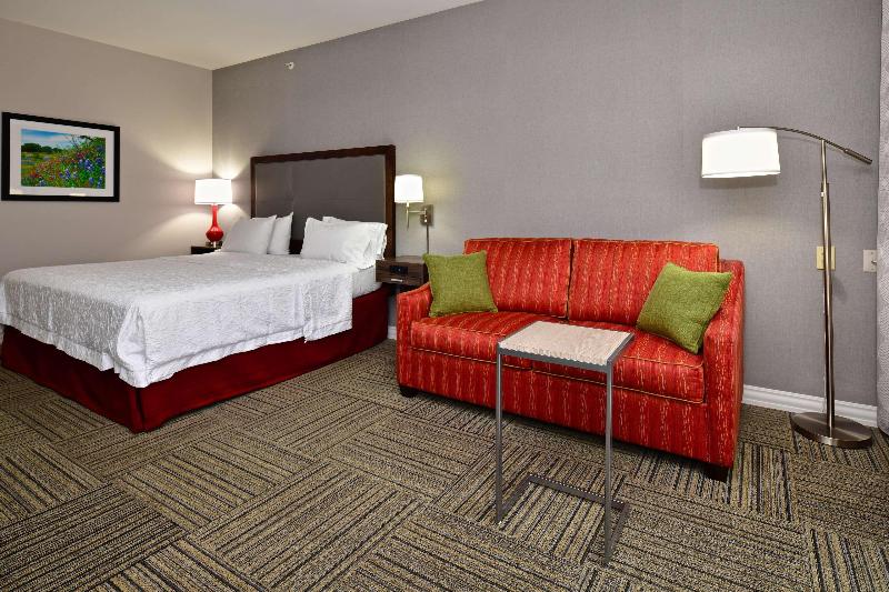 Quarto Estandar com Sacada, Hampton Inn & Suites Fredericksburg