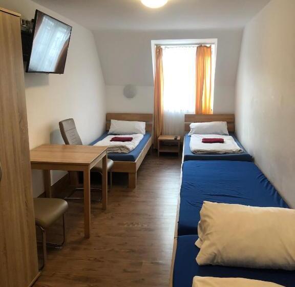 4인용 스탠다드 룸, Pension Schmellergarten