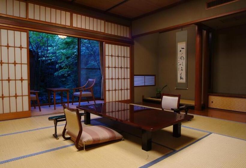 수피리어 룸, Nishimuraya Honkan