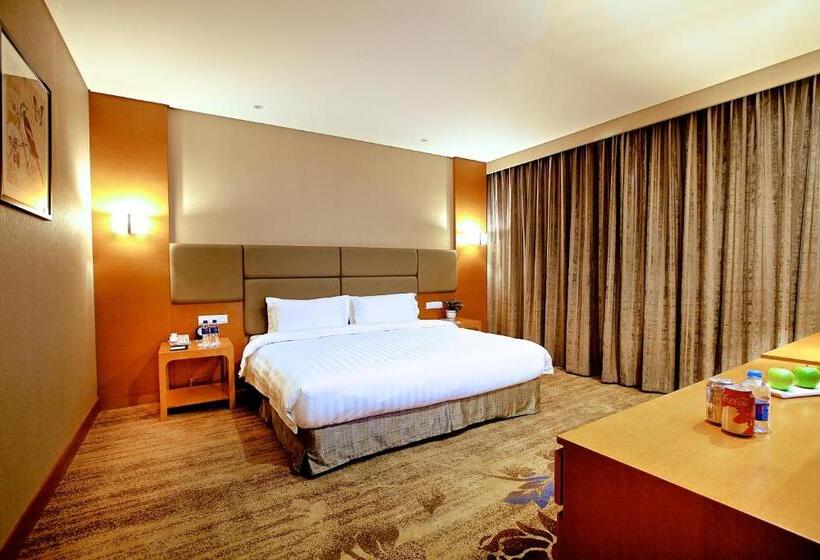Номер Executive Кровать Кинг, Ramada By Wyndham Beijing Airport