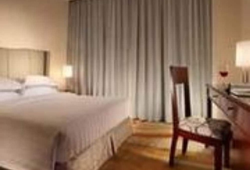 Номер Deluxe, Ramada By Wyndham Beijing Airport