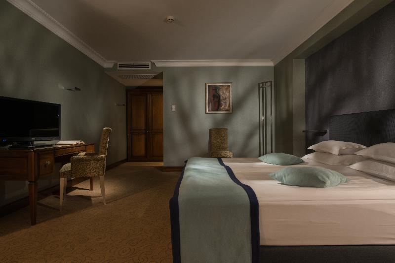 Люкс, Rosslyn Thracia Hotel Sofia