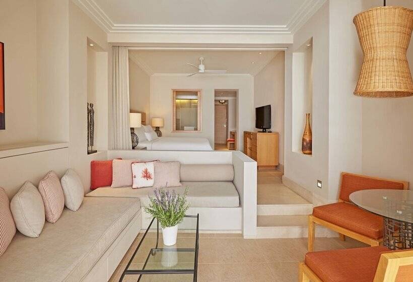 Номер Superior Вид на Сад, The Westin Resort Costa Navarino
