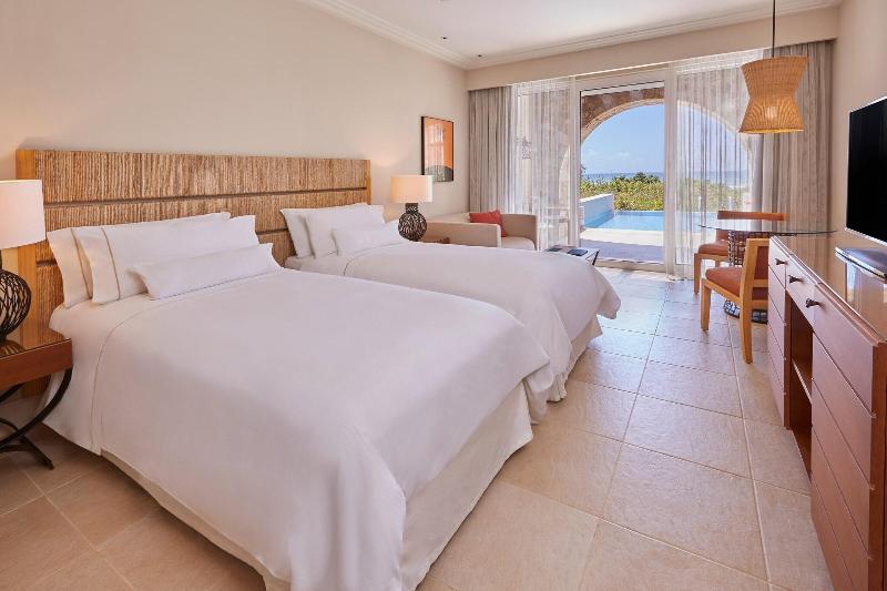 Habitación Premium Vista al Mar., The Westin Resort Costa Navarino