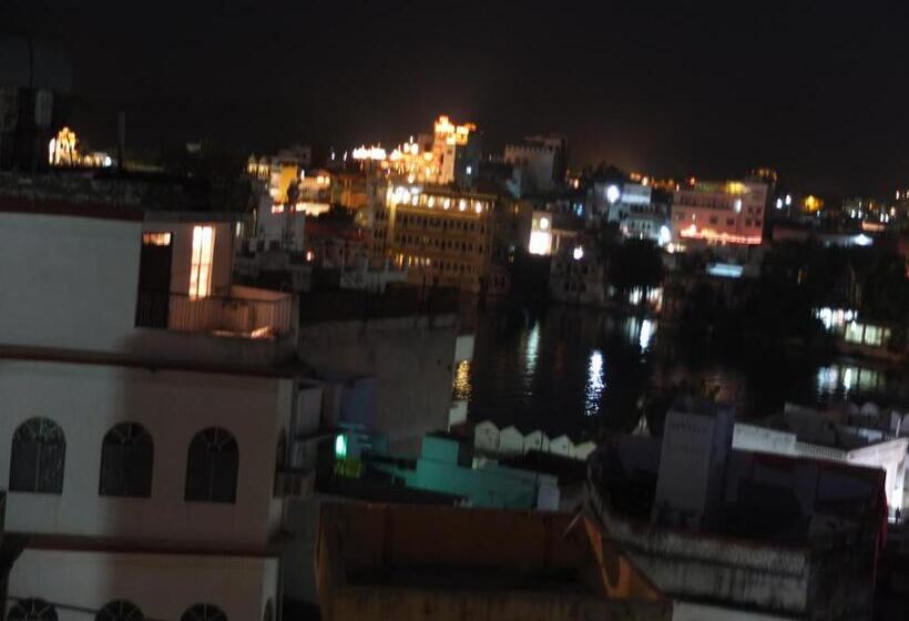 共用房间的床, Udai Haveli Guesthouse