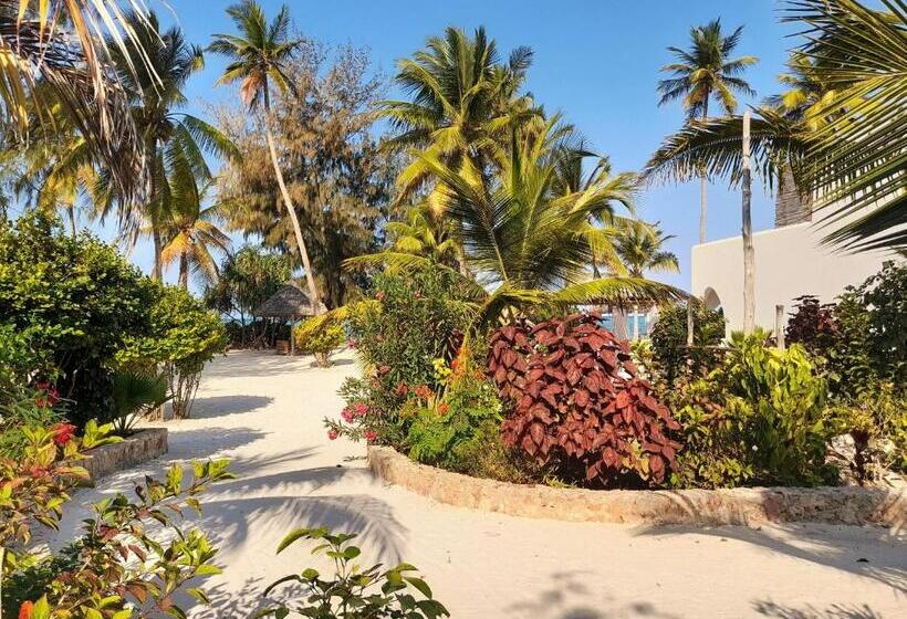 ویلای لوکس 1 خوابه, Kijani Beach Villas