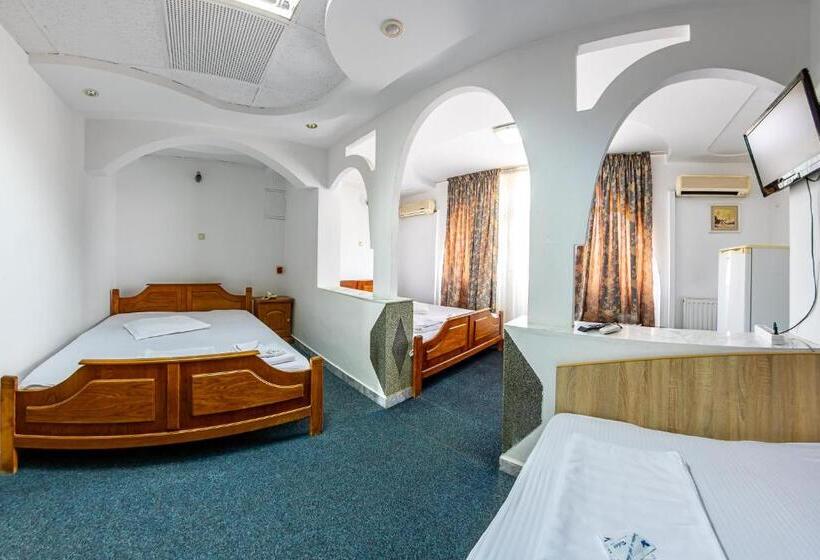 Номер Стандарт Трехместный, Motel Dasiana