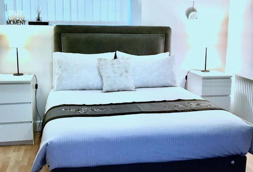 Люкс Deluxe Кровать Кинг, Fox View Guesthouse