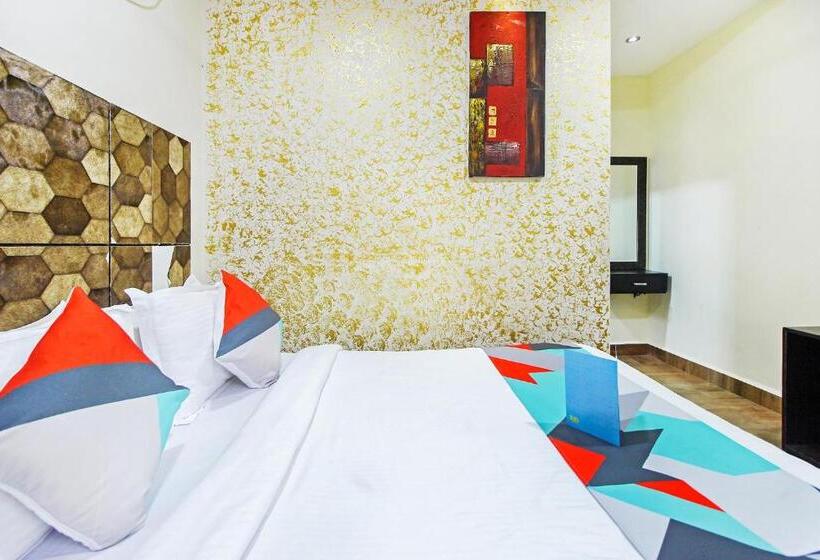 Номер Deluxe, Fabexpress Golden Nest Deluxe With Pool, Calangute