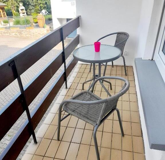 Апартаменты 1 Спальня с Балконом, Gästezimmer Bernkastel   Gästehaus Barbara
