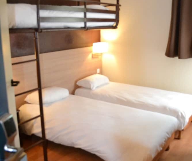 Номер Стандарт Трехместный, Brit Hotel Essentiel Tours Nord