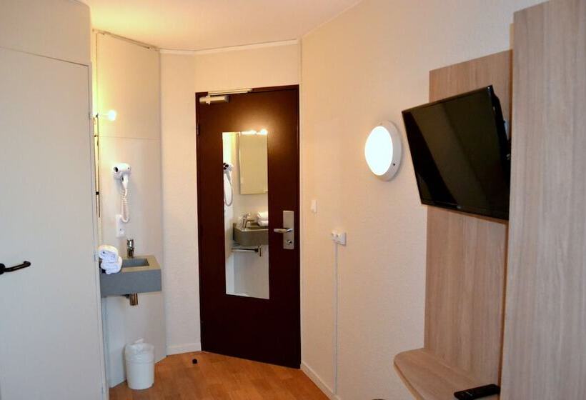 Номер Стандарт, Brit Hotel Essentiel Tours Nord