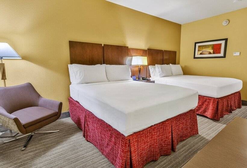Номер Стандарт Адаптированный для Инвалидов, Holiday Inn Express & Suites Houston South   Near Pearland, An Ihg