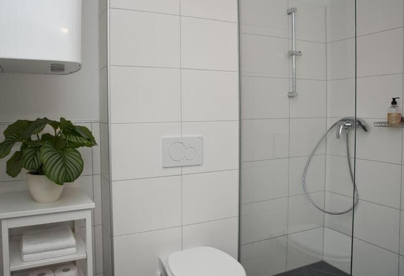 Escritório Standard Vista Jardim, Villa Berginz By Seebnb