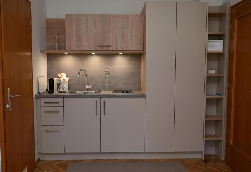 Escritório Standard Vista Jardim, Villa Berginz By Seebnb