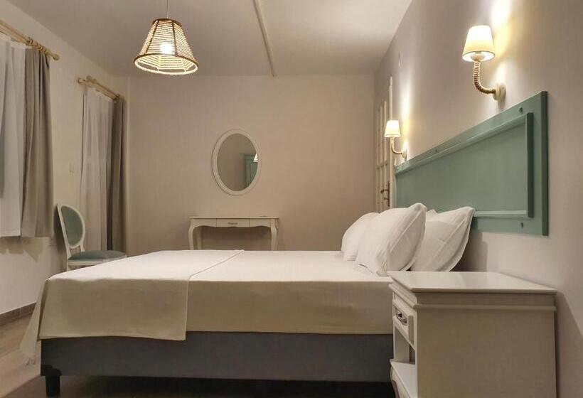 غرفة قياسية مطلّة علي البحر مزوَّدة بشُرفة, Dilek Agaci Butik Otel
