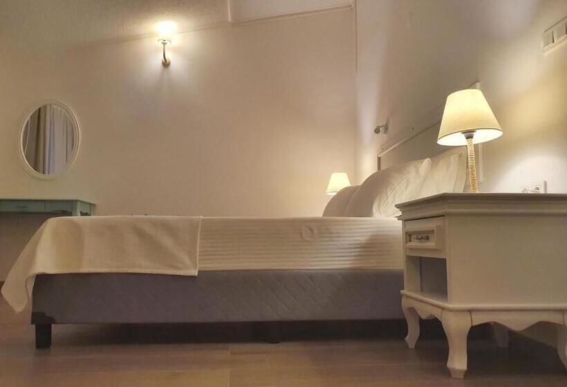 Номер Deluxe Вид на Море с Балконом, Dilek Agaci Butik Otel