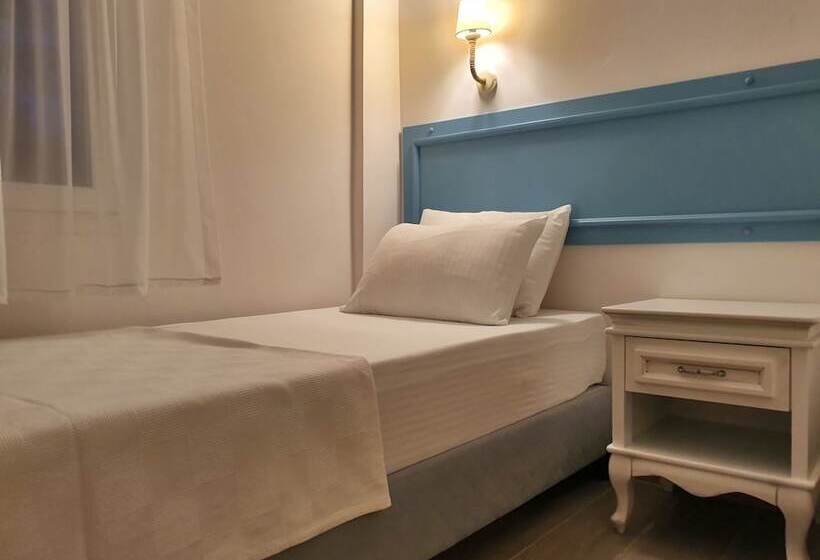 Четырехместный Номер Стандарт Вид на Сад, Dilek Agaci Butik Otel