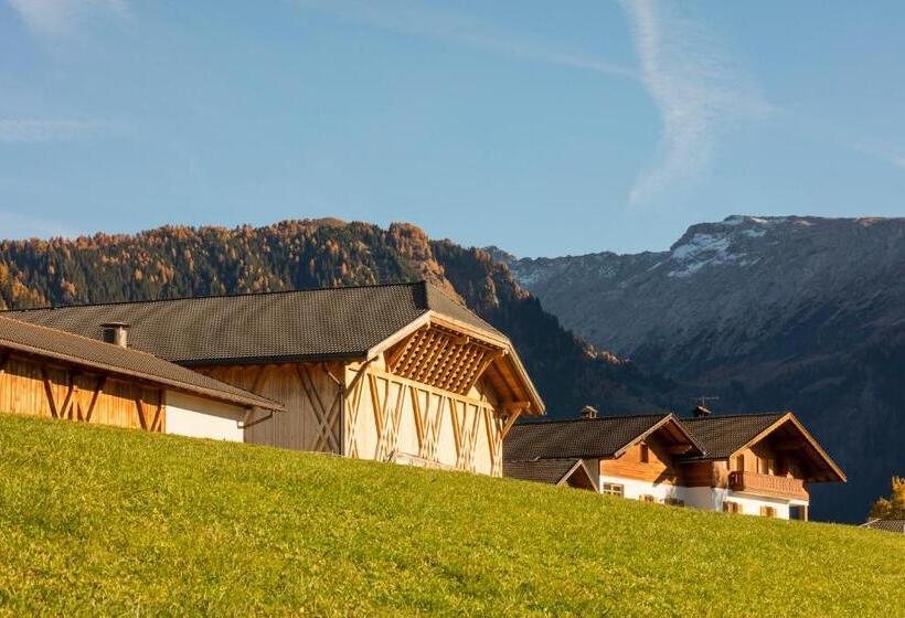 Апартаменты 2 Спальни, Treffhof