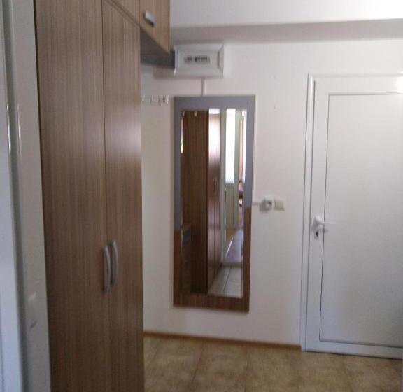 آپارتمان 1 خوابه, Guest House Kami