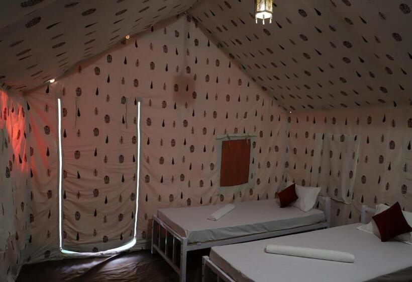 Номер Стандарт с Балконом, Kaziranga Eco Camp