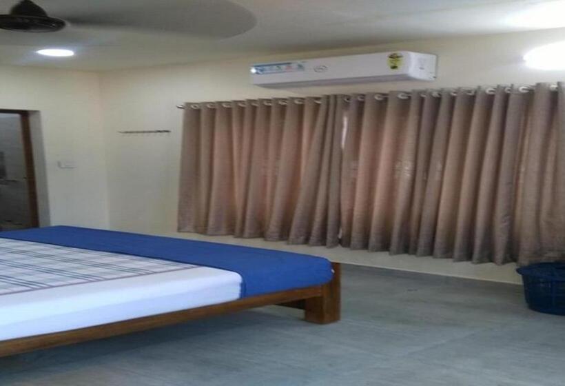 اتاق لوکس, Nature Villa Kochi