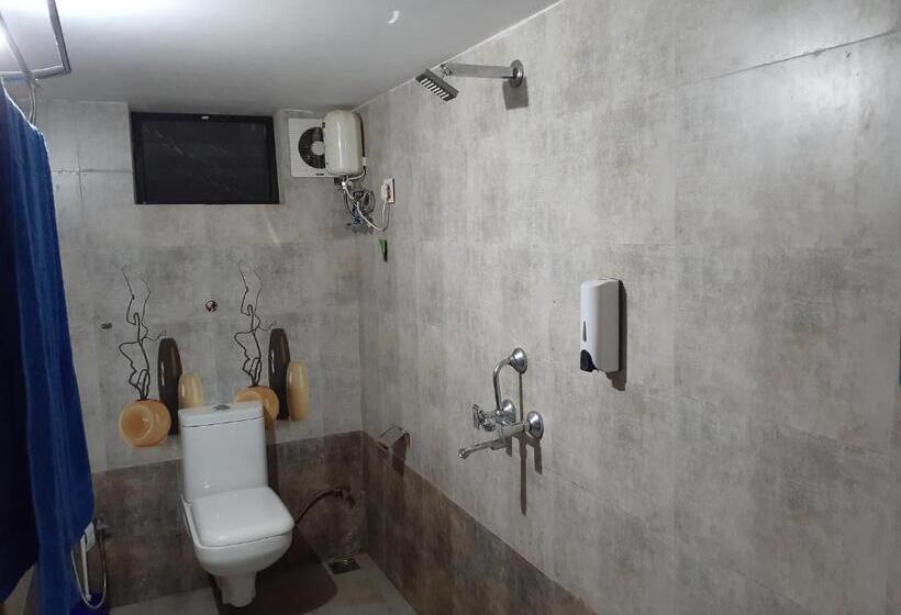 סוויטת ג'וניור דלוקס, Nature Villa Kochi