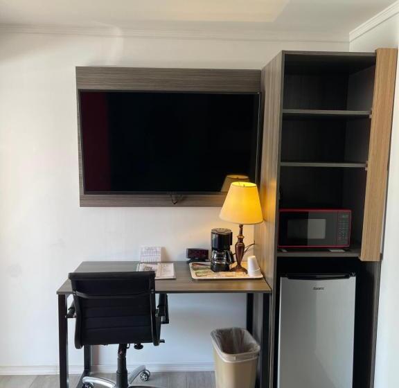 Стандартный Номер Кровать Кинг, Belmont Motel