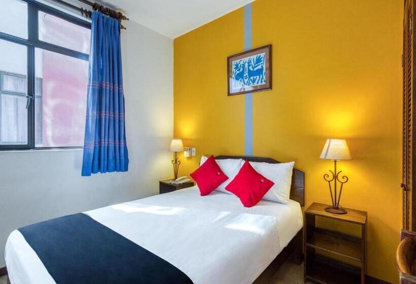 Семейный Номер, Capital O Parador Crespo Hotel, Oaxaca