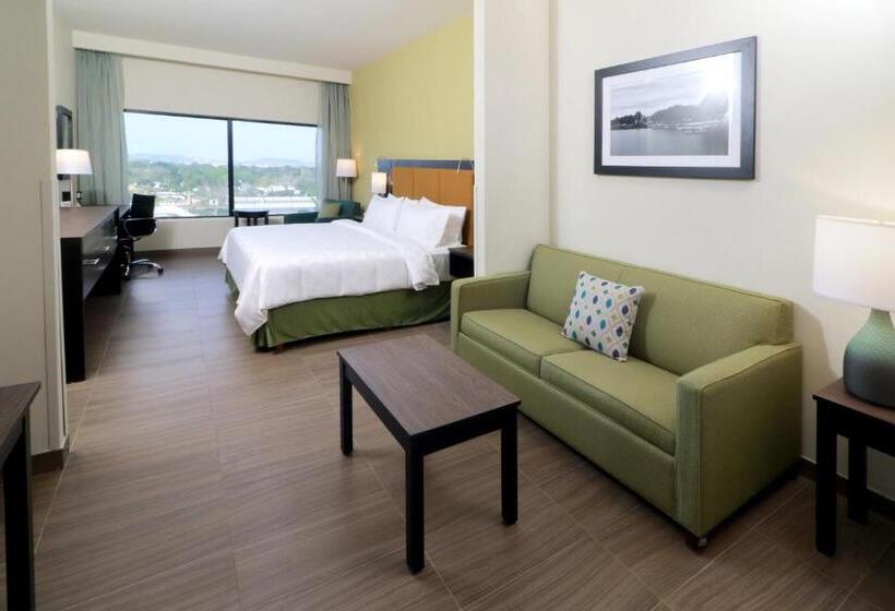 Люкс Кровать Кинг, Holiday Inn Tampico Altamira, An Ihg
