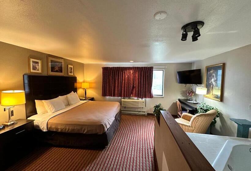 带大床的标准间, Rodeway Inn & Suites Madison East