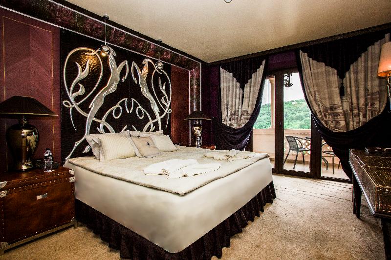 Номер Стандарт Вид на Море, Royal Castle Design & Spa