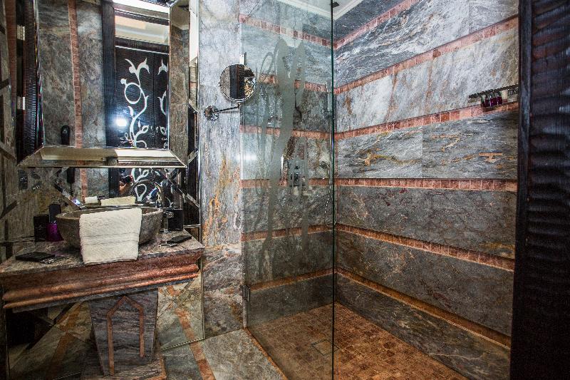Номер Стандарт Боковой Вид на Море, Royal Castle Design & Spa