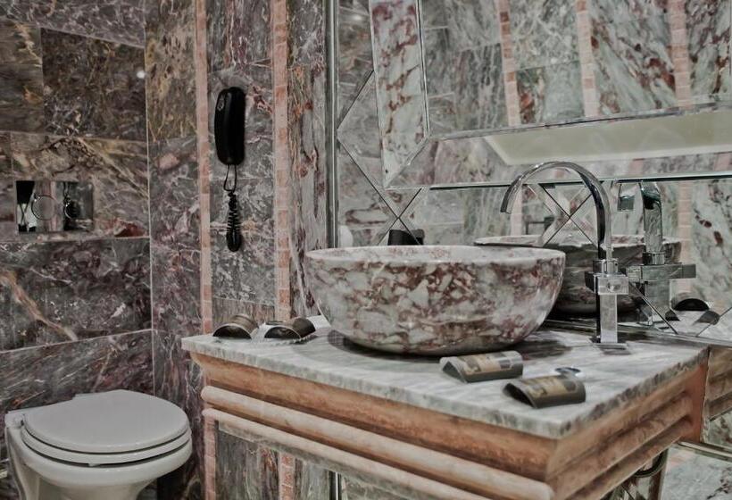 Студия Deluxe, Royal Castle Design & Spa
