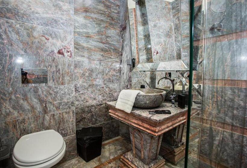 Номер Стандарт Боковой Вид на Море, Royal Castle Design & Spa