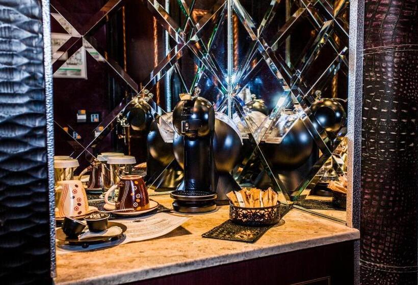 Студио Стандарт Боковой Вид на Море, Royal Castle Design & Spa