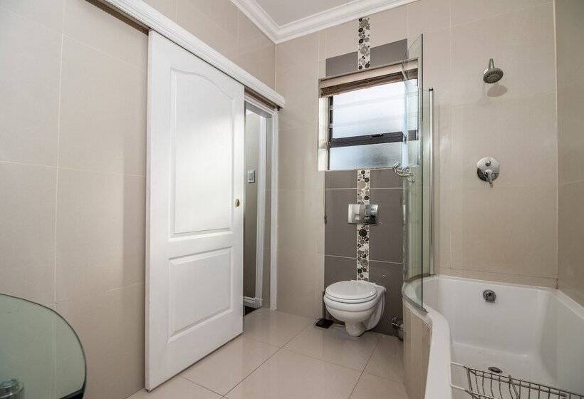 Номер бизнес-класса, Cashmere Suites