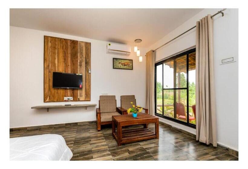 Номер Deluxe с Балконом, Grand Narmada Jungle Homestay Resort Bandhavgarh