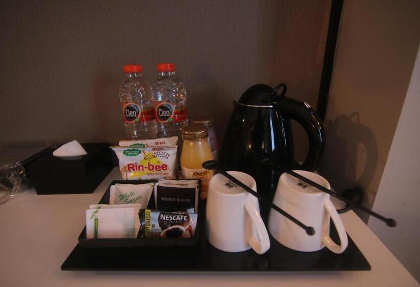 Quarto Superior, Bess Mansion Hotel Surabaya