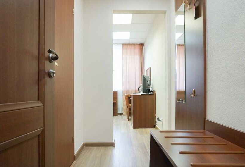 اتاق استاندارد یک نفره, City Hotel