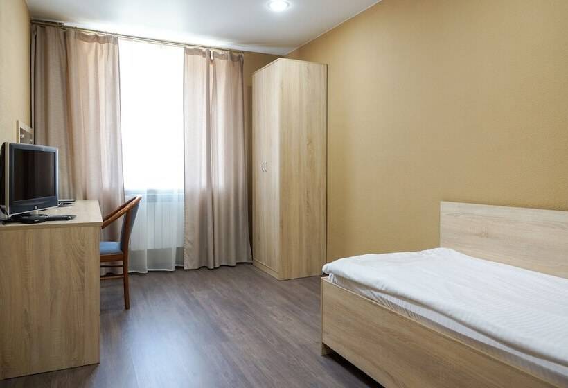 اتاق استاندارد یک نفره, City Hotel