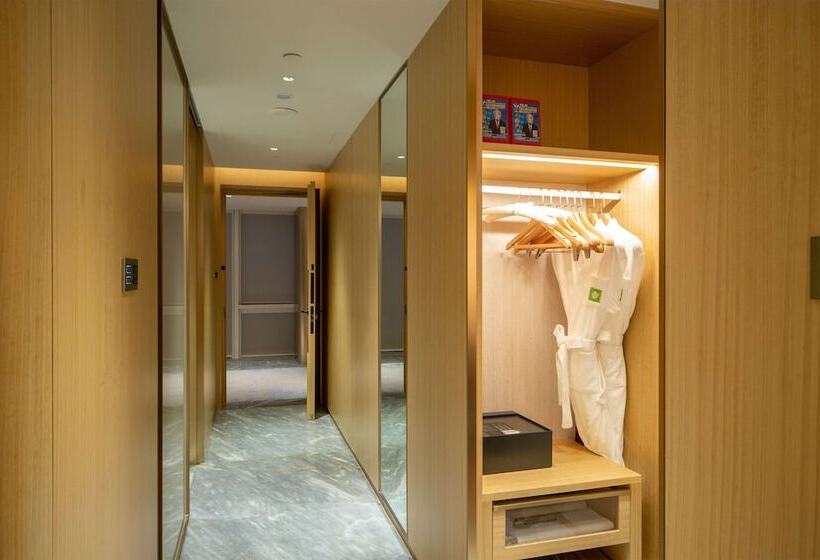 Номер Deluxe Вид на Сад, Wyndham Garden Jinjiang