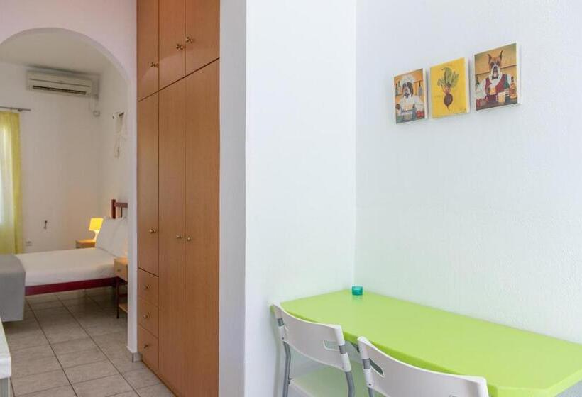 Студия Стандарт, Morpheas Pension Rooms & Apartments