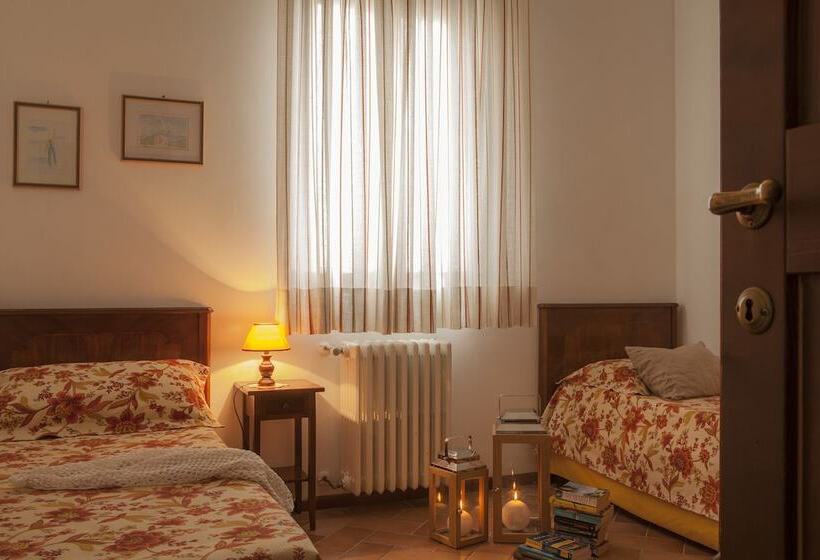 带2个卧室的公寓, Quercia Al Poggio