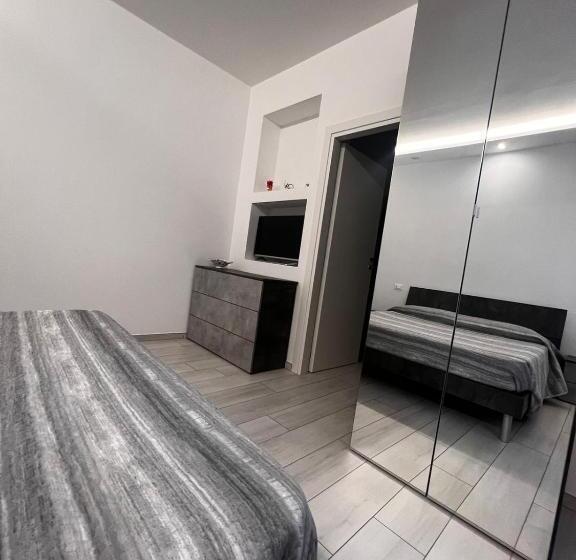 اتاق استاندارد, Roomscarli
