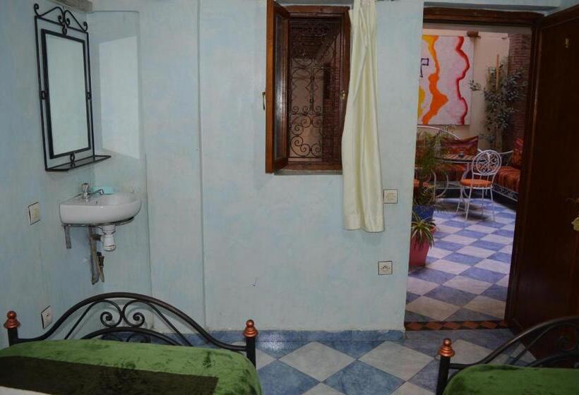 اتاق استاندارد با سرویس بهداشتی مشترک, Salem Leksor
