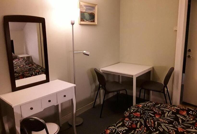 Номер Стандарт, Knihsgården