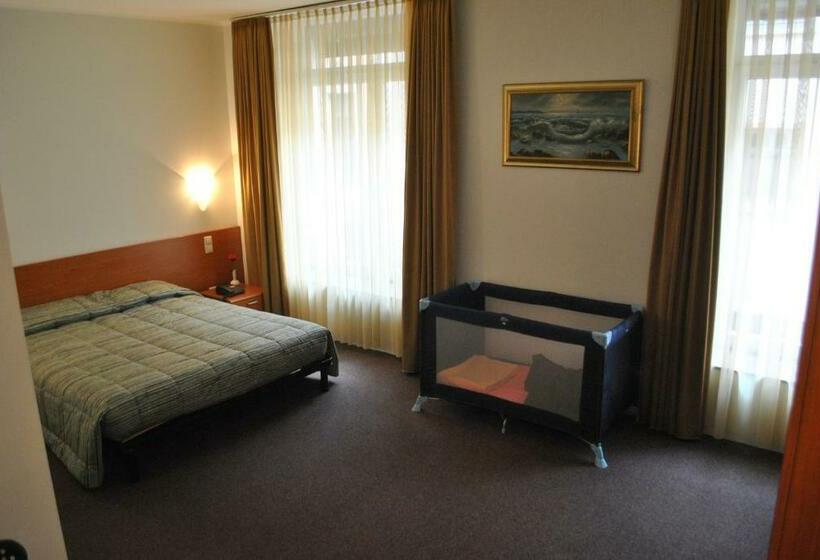 اتاق استاندارد یک نفره, Auberge Gaglioti
