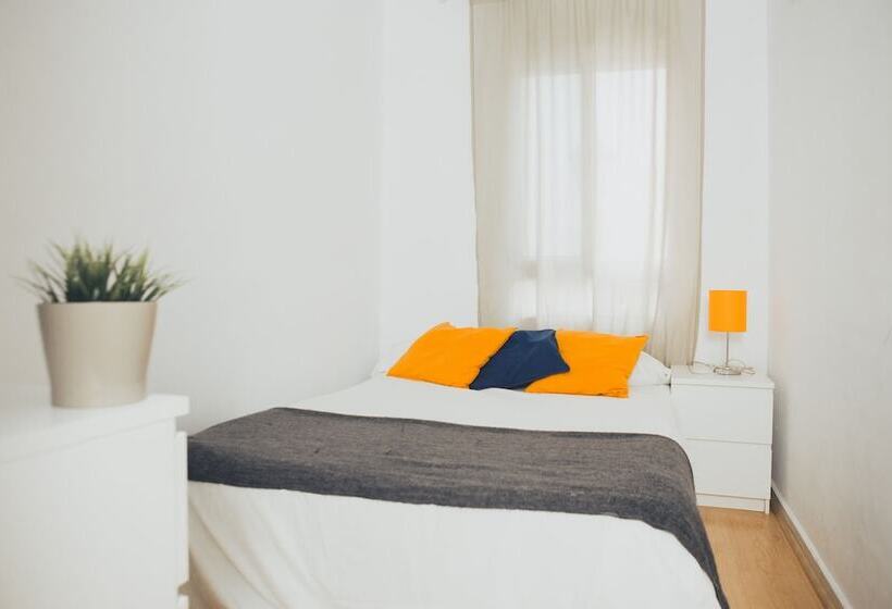 اتاق استاندارد یک تخته با سرویس بهداشتی مشترک, Cádiz Inn Hostel