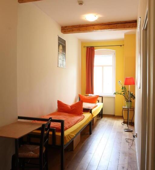 Номер Стандарт, Opera Hostel